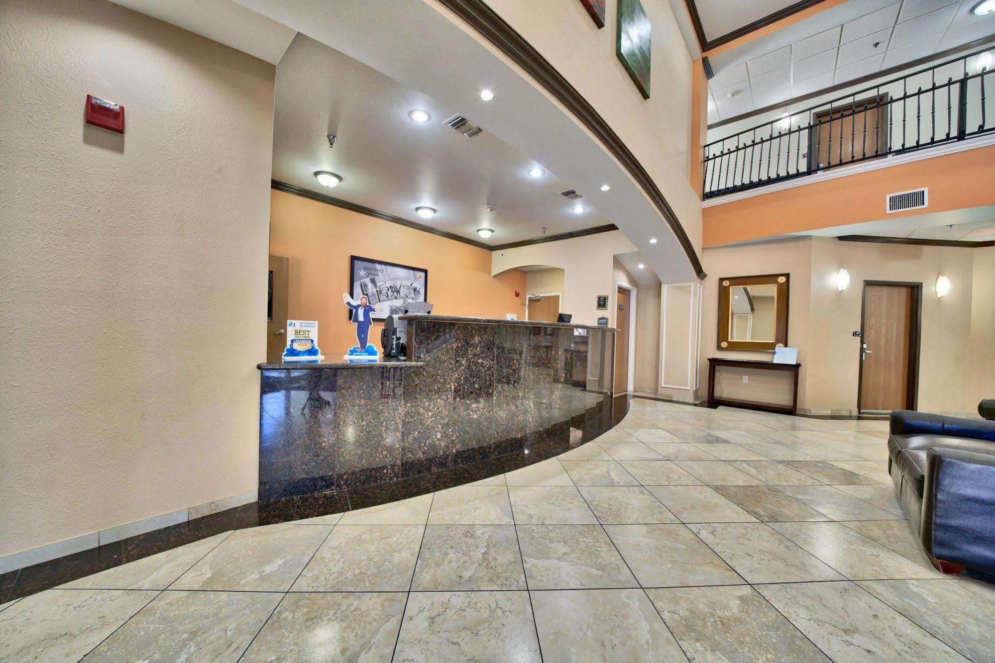 Comfort Inn & Suites Lubbock Esterno foto